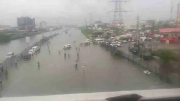 See How Lekki Looks Like After Heavy Rain Fall (Photos)